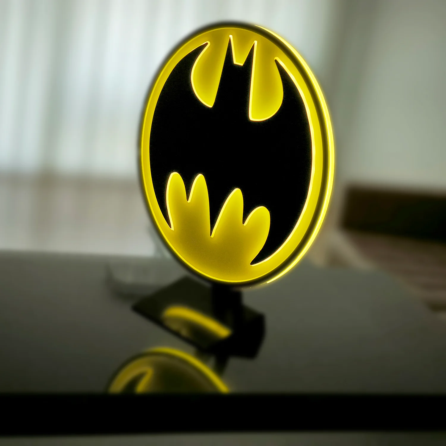 195-batman-vintage-brandlite-led-logo-light-3.webp BATMAN Vintage Brandlite LED Logo Light