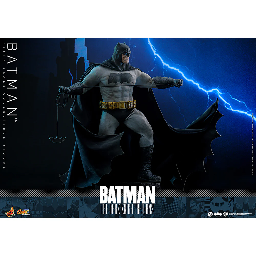BATMAN: THE DARK KNIGHT RETURNS Batman Sixth Scale Figure by Hot Toys