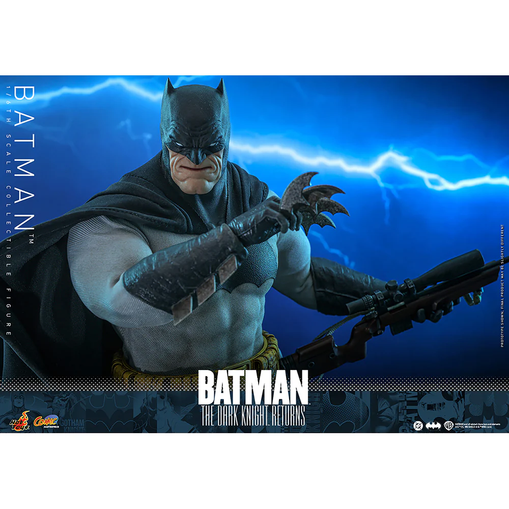 BATMAN: THE DARK KNIGHT RETURNS Batman Sixth Scale Figure by Hot Toys