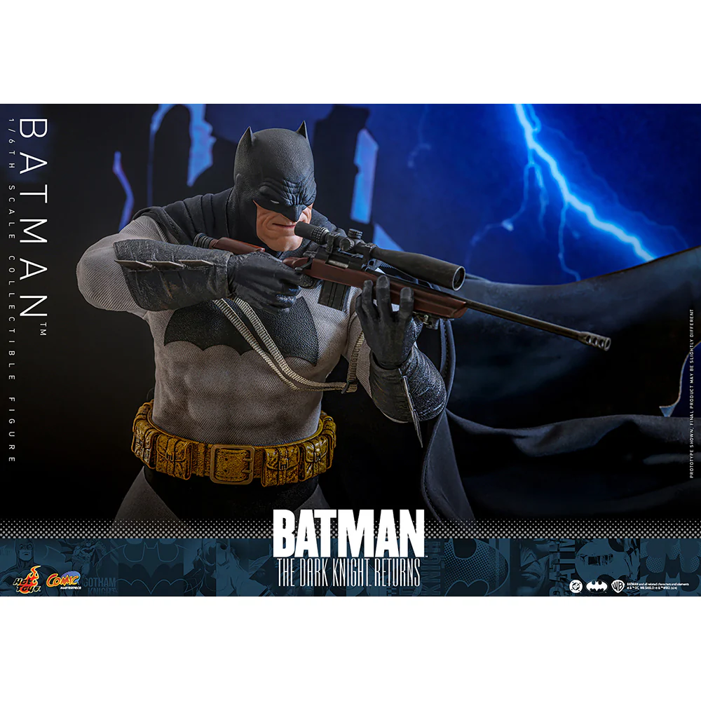 BATMAN: THE DARK KNIGHT RETURNS Batman Sixth Scale Figure by Hot Toys