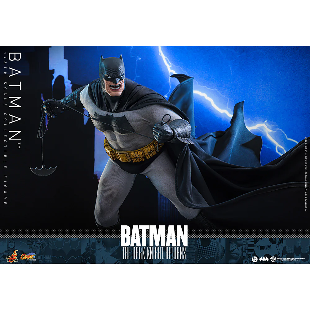 BATMAN: THE DARK KNIGHT RETURNS Batman Sixth Scale Figure by Hot Toys