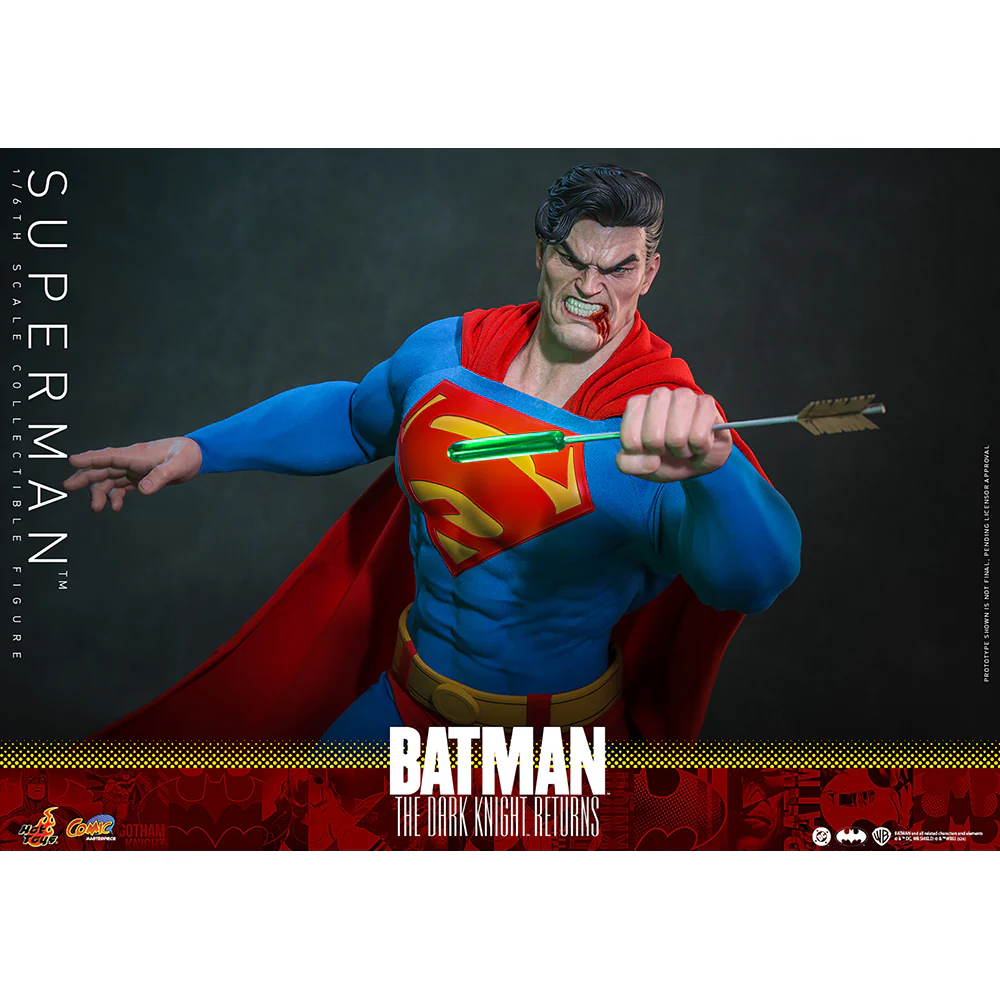 BATMAN: THE DARK KNIGHT RETURNS Superman Sixth Scale Figure by Hot Toys