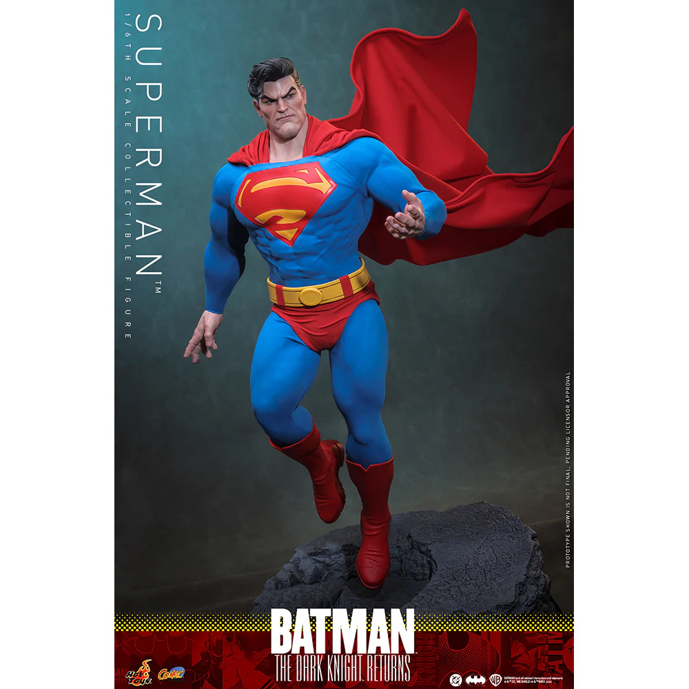 BATMAN: THE DARK KNIGHT RETURNS Superman Sixth Scale Figure by Hot Toys