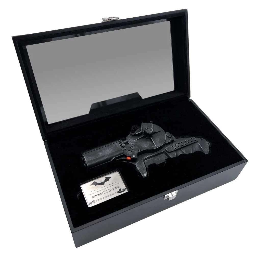 THE BATMAN Grapple Launcher Limited Edition Prop Replica