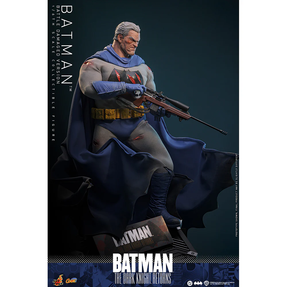 BATMAN: THE DARK KNIGHT RETURNS Batman (Battle Damaged Version) Sixth Scale Figure by Hot Toys