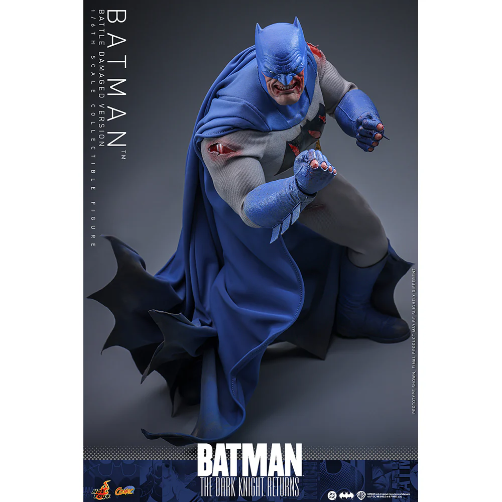 BATMAN: THE DARK KNIGHT RETURNS Batman (Battle Damaged Version) Sixth Scale Figure by Hot Toys